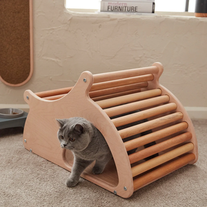 Lit en bois personnalisé quatre saisons avec griffoir pour chiens, fabriqué par un fabricant de meubles pour animaux de compagnie - Product Image 2