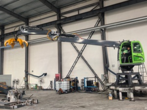 Grue de récupération de déchets robuste avec grappin rotatif |   Équipement de manutention en acier fixe pour quai, grappin rotatif à 360 degrés pour une utilisation polyvalente - Product Image 5
