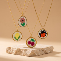 Collier en acier inoxydable avec pendentif brodé en tissu, motifs variés, accessoires de niche et originaux, vente en gros
