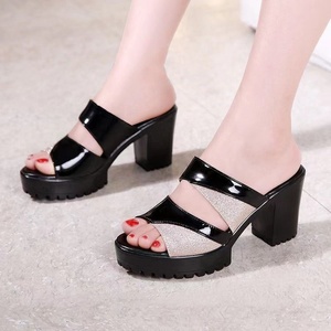 Sandales d'été Yuzui <span class=keywords><strong>2022</strong></span> pour femmes à bout ouvert, nouvelles pantoufles compensées à talon épais, rehaussantes, pour mamans - Product Image 4