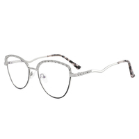 Kacamata Optik Wanita Model Baru 2026 Berkualitas Tinggi, Bingkai Logam Solid Klasik, Bentuk Kupu-kupu, Desain Fashionable yang Dapat Dipersonalisasi