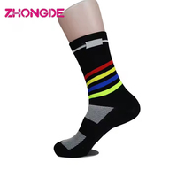 Chaussettes de sport hautes spécialisées aero antidérapantes personnalisées pour le golf, le cyclisme et l'équitation