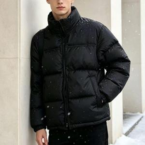 Veste imperméable Fit North Weather Jacket Smooth Face avec poignets côtelés, fermeture interne pour maintenir l'air chaud à l'intérieur - Product Image 1