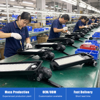 Produit économique, luminaire solaire extérieur tout-en-un avec caméra CCTV, 30W, matériau ABS, télécommande