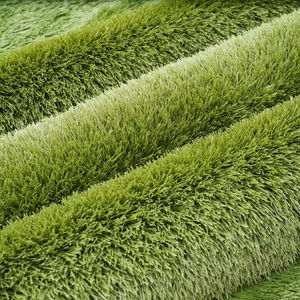 Gazon artificiel en plastique de qualité supérieure pour terrains de football, anti-abrasion, écologique, haute densité, durée de vie de 8 ans, expertise en installation - Product Image 1