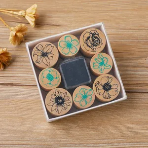 Jeu de tampons cylindriques en bois créatifs <span class=keywords><strong>Tampon</strong></span> en bois papillon Journal Album DIY Manuel <span class=keywords><strong>Tampon</strong></span> 3 options <span class=keywords><strong>Tampon</strong></span> en bois assorti - Product Image 1