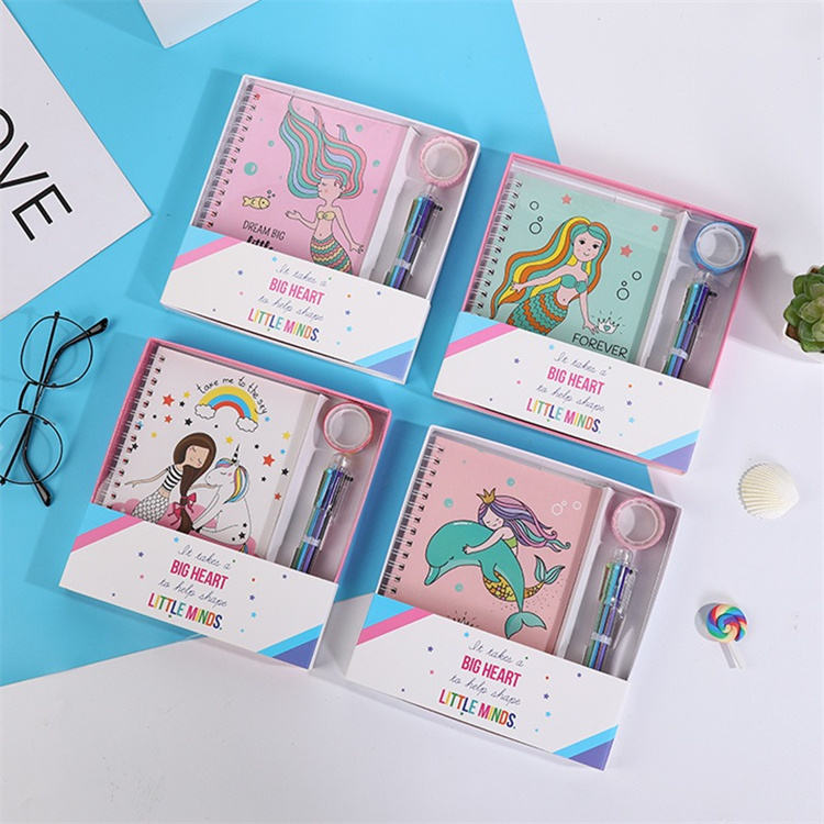 มีสีสัน