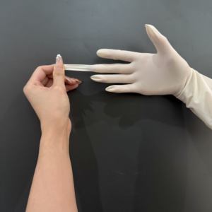 قفازات لاتكس طبية معقمة للاستخدام مرة واحدة خالية من البودرة، قفازات مطاطية طبيعية معقمة للفحص النسائي - Product Image 2