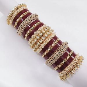 Elegante juego de pulseras acrílicas chapadas en oro con diseño de perla y piedra de pota - Product Image 2
