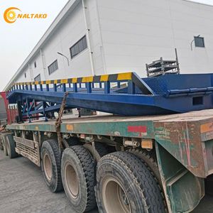 Rampa de Carga Hidráulica Manual Naltako de 10 Toneladas con Bomba Oiltec para una Descarga Eficiente de Camiones Portacontenedores - Product Image 3