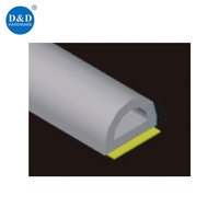 Bande d'étanchéité flexible autocollante en caoutchouc mousse EPDM pour portes métalliques et applications commerciales