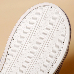 Pantofole da Donna Calde e Comode in Morbida Ecopelliccia, Personalizzabili con Logo, Ideali per Casa e Camera da Letto in Inverno - Product Image 6