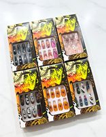 12 Pièces – Offre Spéciale – Faux Ongles Artificiels – Motif Fantôme de Dessin Animé – French Almond Rond – Ongles à Presser pour Décoration d'Ongles d'Halloween