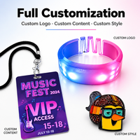 Bracelet LED, Badge d'événement, Passe de porte en PVC, Carte d'identité RFID étanche, Épinglette en émail, Logo personnalisé, Ensemble combiné pour festival, concert, fête