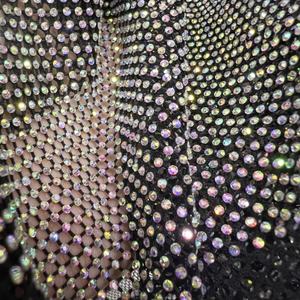 Iridescence <span class=keywords><strong>diamant</strong></span> AB couleur strass collés sur des trous rhombiques tissu de maille extensible pour matériel d'artisanat - Product Image 2