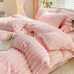 ชุดเครื่องนอนขนเฟอร์นุ่มฟูแบบทัฟท์ รุ่นใหม่ ขายดี ปี 2025 ผลิตจากวัสดุออร์แกนิค เป็นมิตรต่อสิ่งแวดล้อม ให้ความรู้สึกอบอุ่นเหมือนขนมิงค์ ขนกระต่ายเทียม เหมาะสำหรับทุกฤดู - Product Image 2