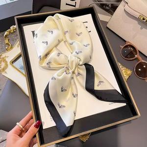 Écharpe en soie <span class=keywords><strong>d</strong></span>'été pour femmes 70 carré léger luxe haut de gamme coréen Vintage Floral extérieur multifonctionnel professionnel - Product Image 1