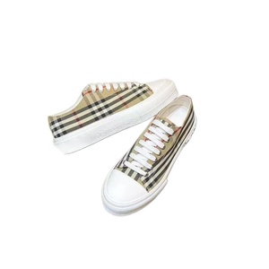 Chaussures en toile classiques de style universitaire avec motif à carreaux, chaussures de sport luxueuses et tendance à semelle épaisse pour l'été - Product Image 4