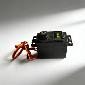 Micro Servomotor Digital con Engranaje Metálico para Coches RC, Robots, Aviones, Drones de Ala Fija y Aplicaciones de Control de Mini Servomotores - Product Image 1