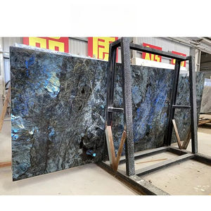 Plan de travail en granit naturel de Madagascar, pierre exotique bleu émeraude rétroéclairée, dalle de granit bleu labradorite lemurienne - Product Image 4