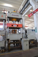 Machine de fabrication de couvercles de trous, presse hydraulique 315t, à quatre vérins