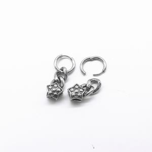 Pendientes de aro Huggie para hombre, de oro, acero inoxidable 316L, hipoalergénicos, con estrella grabada, estilo cubano, vintage, punk, regalo - Product Image 3