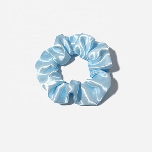 Accessoires pour <span class=keywords><strong>cheveux</strong></span> pour filles et femmes élastique uni croquant pour les <span class=keywords><strong>cheveux</strong></span> personnalisable en vrac vente en gros de chouchous en satin de soie - Product Image 2