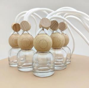Temizle cam düzensiz şekil araba parfüm koku difüzör asılı hava spreyi <span class=keywords><strong>Mini</strong></span> 12ml şişe ile ahşap kapak - Product Image 1