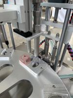Machine de remplissage et de scellage automatique de cuillères à miel jetables personnalisées de haute précision YB-FBJ2