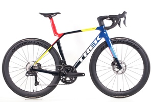 Nueva Bicicleta de Carretera de Carreras TRK Gen 8 2026 de 12 Velocidades para Adultos, Horquilla de Carbono, Cuadro de Fibra de Carbono, Frenos de Disco Hidráulicos, Totalmente Amortiguada - Product Image 5