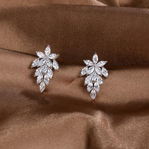 Squisita foglia di Marquise Zirconia cubica (CZ) di cristallo lampadario orecchini rodio argento placcato gioielli di moda - Product Image 2