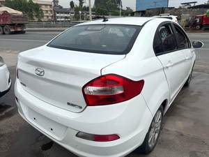 Sedán Usado Económico Cowin <span class=keywords><strong>C3</strong></span> 2015 2016 <span class=keywords><strong>2017</strong></span> 1.5L Manual Gasolina LHD Cámara Trasera Vehículo de <span class=keywords><strong>Segunda</strong></span> <span class=keywords><strong>Mano</strong></span> Confiable en Venta - Product Image 4