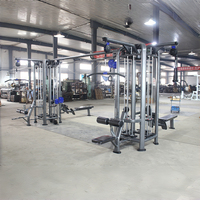 Machine de musculation multifonctionnelle 8 stations pour usage commercial et domestique, avec Smith Machine et blocs de poids, pour entraînement complet du corps
