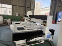Machine de sablage au laser à fibre MORNSUN 2500*1300mm pour le traitement du verre LED et des miroirs intelligents