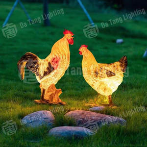 Lámpara con diseño de gallo para iluminación exterior de jardines, parques y decoración paisajística. - Product Image 6