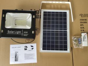 Reflector LED Solar de Seguridad con Sensor y Control Remoto RGB 25W 40W 60W 100W 200W 300W - Product Image 4