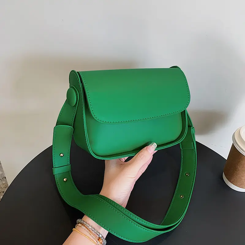 Fashion Trend Crossbody Bags for Women 2023 Green Solid Flap Shoulder Bag Designer Handbags and Purses Small Women Messenger Bag