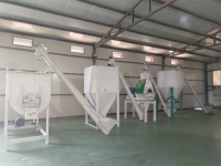 Chaîne de production Macreat 200-500 kg granulés d'engrais complets pour petits aliments pour poulets granulés d'aliments pour animaux