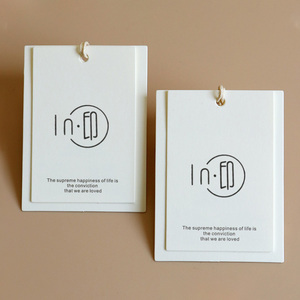 May mặc giấy pin tùy chỉnh màu sắc và hình dạng thương hiệu thẻ cho phụ nữ Giày túi xách và sang trọng sử dụng bền vững - Product Image 4