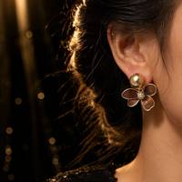 ChuYao - Aretes de Perlas y Flores con Baño de Oro, Elegantes para Bodas y Fiestas, Joyería Personalizada para Mujer, Venta al Por Mayor