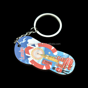 Venta al por mayor de llaveros con nombre tallado en madera personalizados con logotipo impreso de recuerdo de Londres - Product Image 1