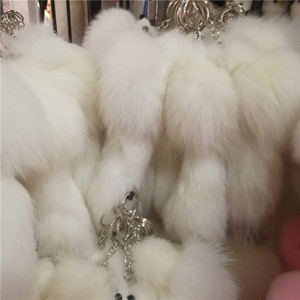 Porte-clés en fourrure de renard blanc, pendentif de voiture léger, fourrure blanche véritable, placage cuir véritable, origine Yiwu - Product Image 4