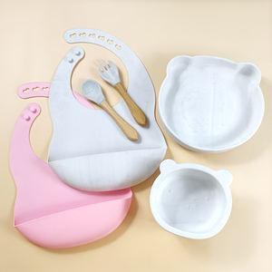 幼儿硅胶喂食餐具套装吸盘碗盘软勺叉可弯曲防滑无毒耐用环保 - Product Image 3