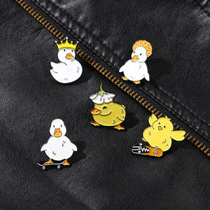 Belle Animal émail broche personnalisé vilain Skate oie canard poulet broche sac épinglette dessin animé drôle Badge bijoux <span class=keywords><strong>cadeau</strong></span> pour enfant - Product Image 4
