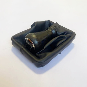 Poignée de levier de vitesses en cuir noir Chen Can pour modèles Peugeot 206 406 Citroën - Product Image 1