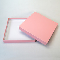 Boîte cadeau universelle personnalisée en couleur en stock directement de l'usine YZ pour vêtements, cadre photo, vêtements - Boîtes en papier rigide avec revêtement UV