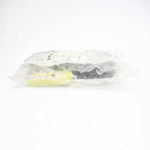 C04-T8R-00-PB-100M NSMP แผงควบคุมการตั้งโปรแกรม PLC โดยเฉพาะระบบอัตโนมัติสำหรับงานอุตสาหกรรม - Product Image 1