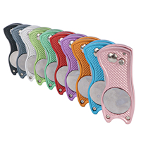 Outil de motte de golf pliable en acier inoxydable OEM avec bouton escamotable et chapeau en métal avec logo personnalisé