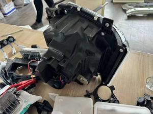 อะไหล่รถบรรทุกญี่ปุ่นคุณภาพสูง ไฟหน้า LED แบบเลนส์คู่ใหม่ สำหรับรถบรรทุก ISUZU NPR NPR2009 NQR175 <span class=keywords><strong>NPR150</strong></span> NMR130 NLR130 NKR - Product Image 4