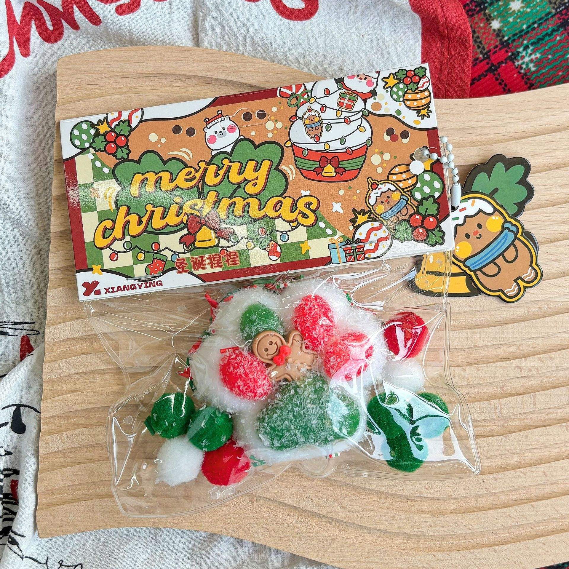 Christmas snowflake cat paw